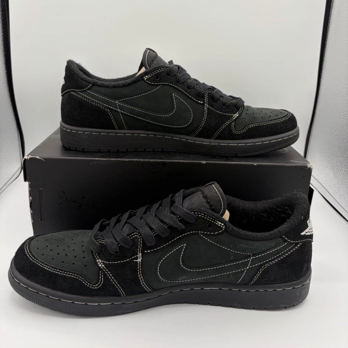 Jordan 1 Low Travis Phantom
