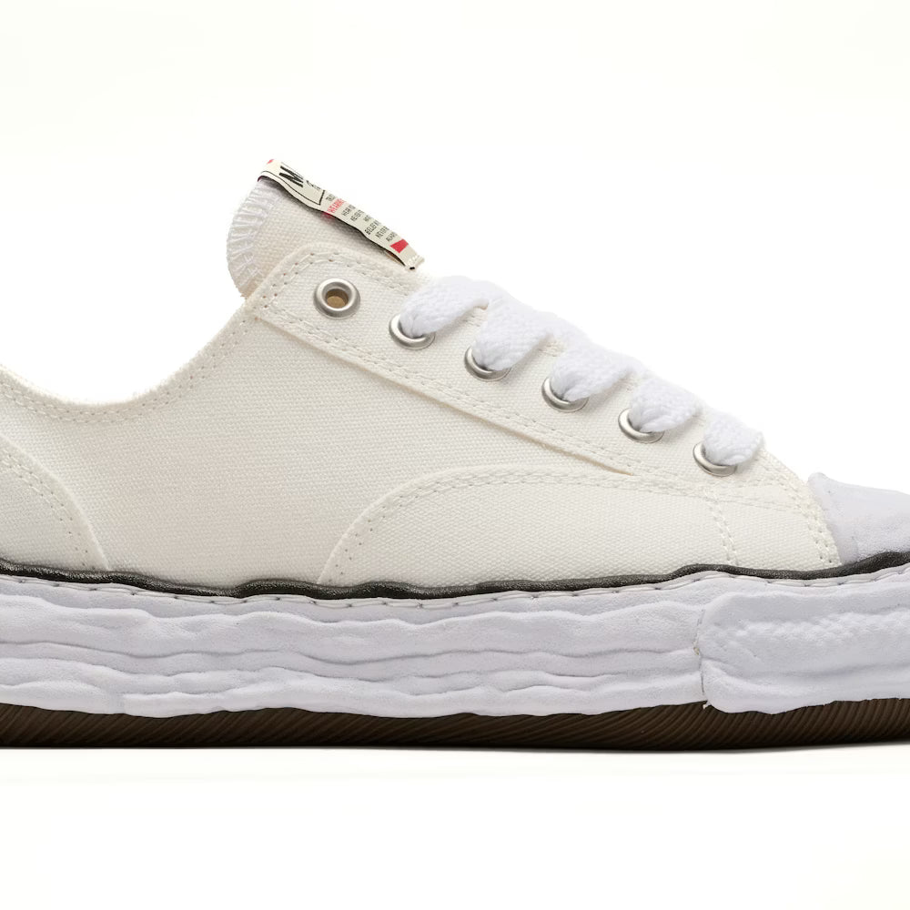 Maison Mihara Peterson 23 White