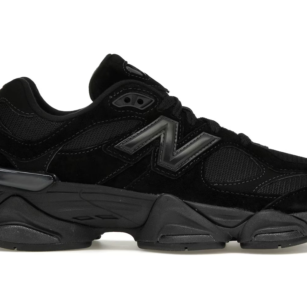 New Balance 9060 Triple Black