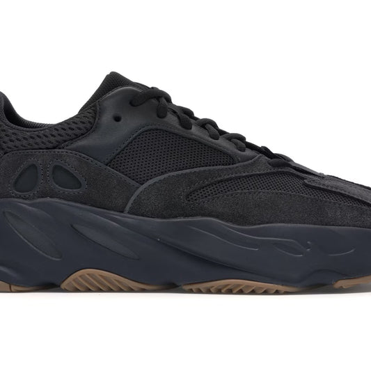 Yeezy 700 Utility Black