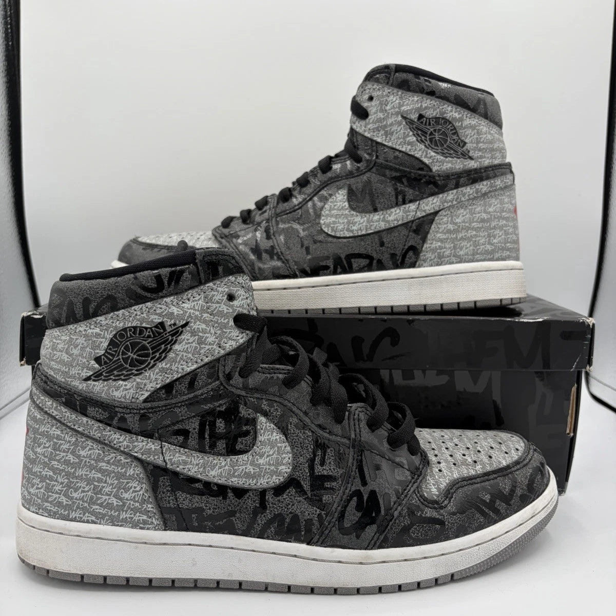 Jordan Air Jordan 1 Retro High OG Rebellionaire (Pre-Owned)